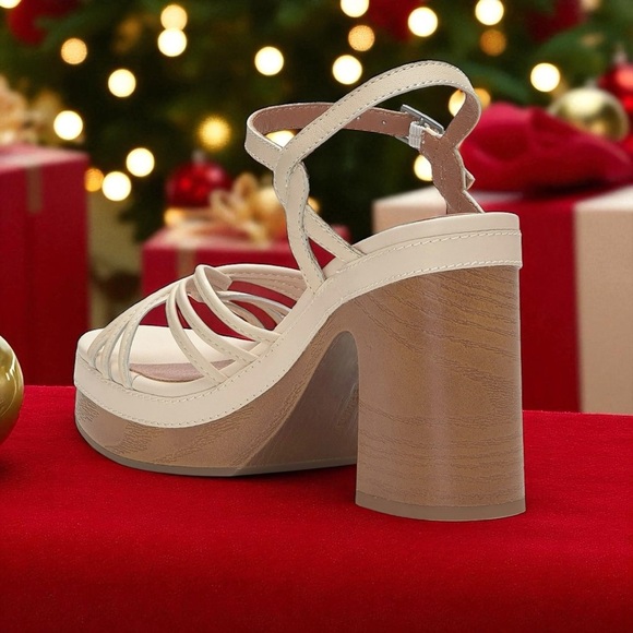 NWT Lucky Brand Women’s ‘Ismene’ Buckle Platform Heeled Sandals in “Vanilla” 11 - Picture 14 of 16